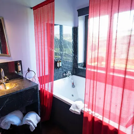 Hotel Alma De Romero