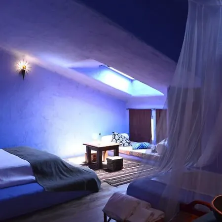 Alma De Romero Hotel