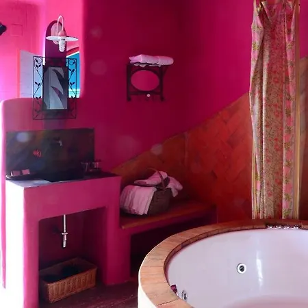 Alma De Romero Hotell