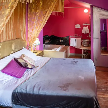 Hotel Alma De Romero *