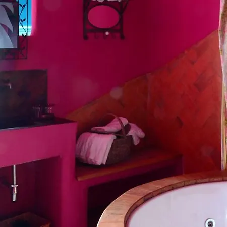 Alma De Romero מלון